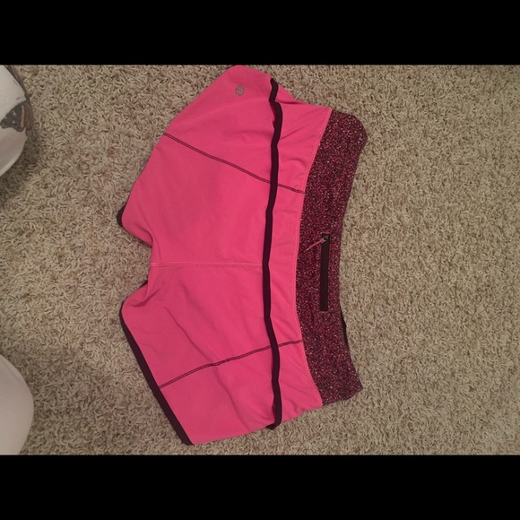 Lululemon Speed short - Picture 2 of 3